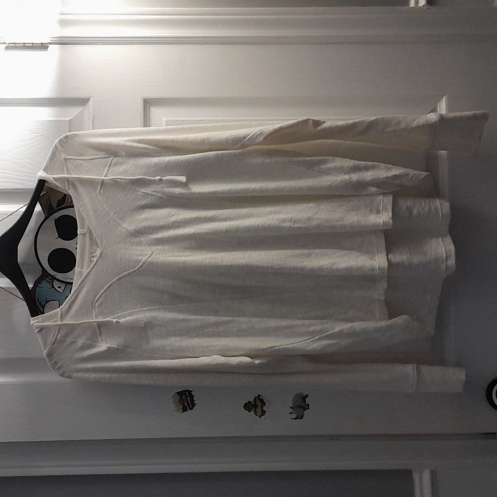 NWOT Roxy Cream Hoodie
